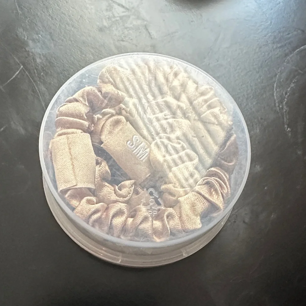 Steve Madden Metallic Gold Hair Scrunchies - Picture 2 of 3